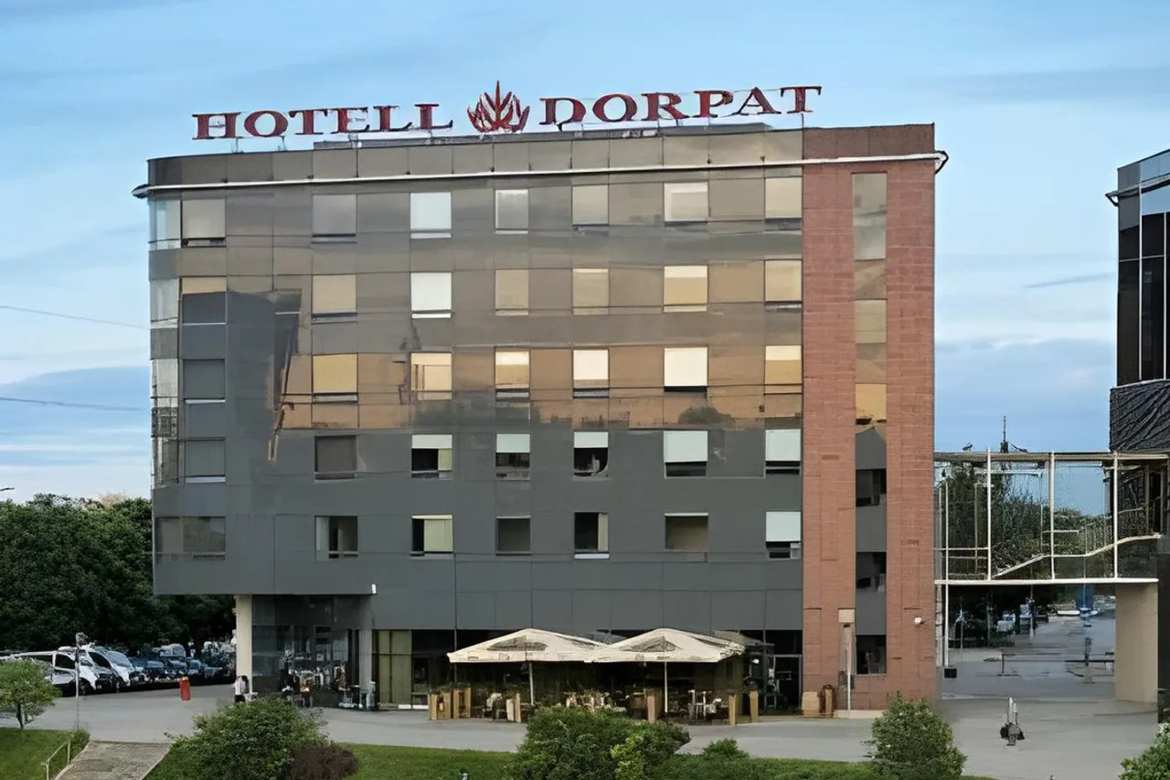 Dorpat Hotel — ภาพห้องพักและบรรยากาศ