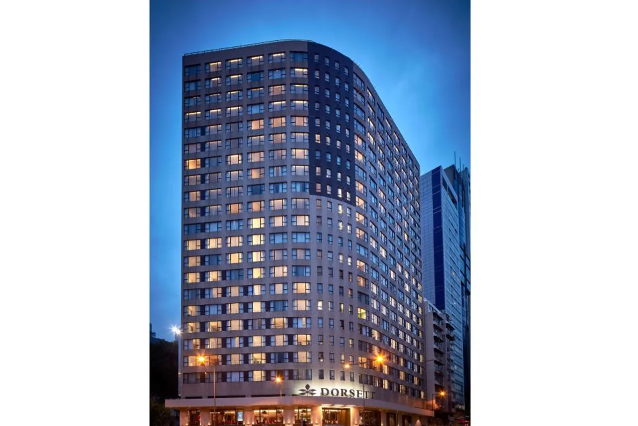 Dorsett Wanchai Hong Kong — rooms and atmosphere