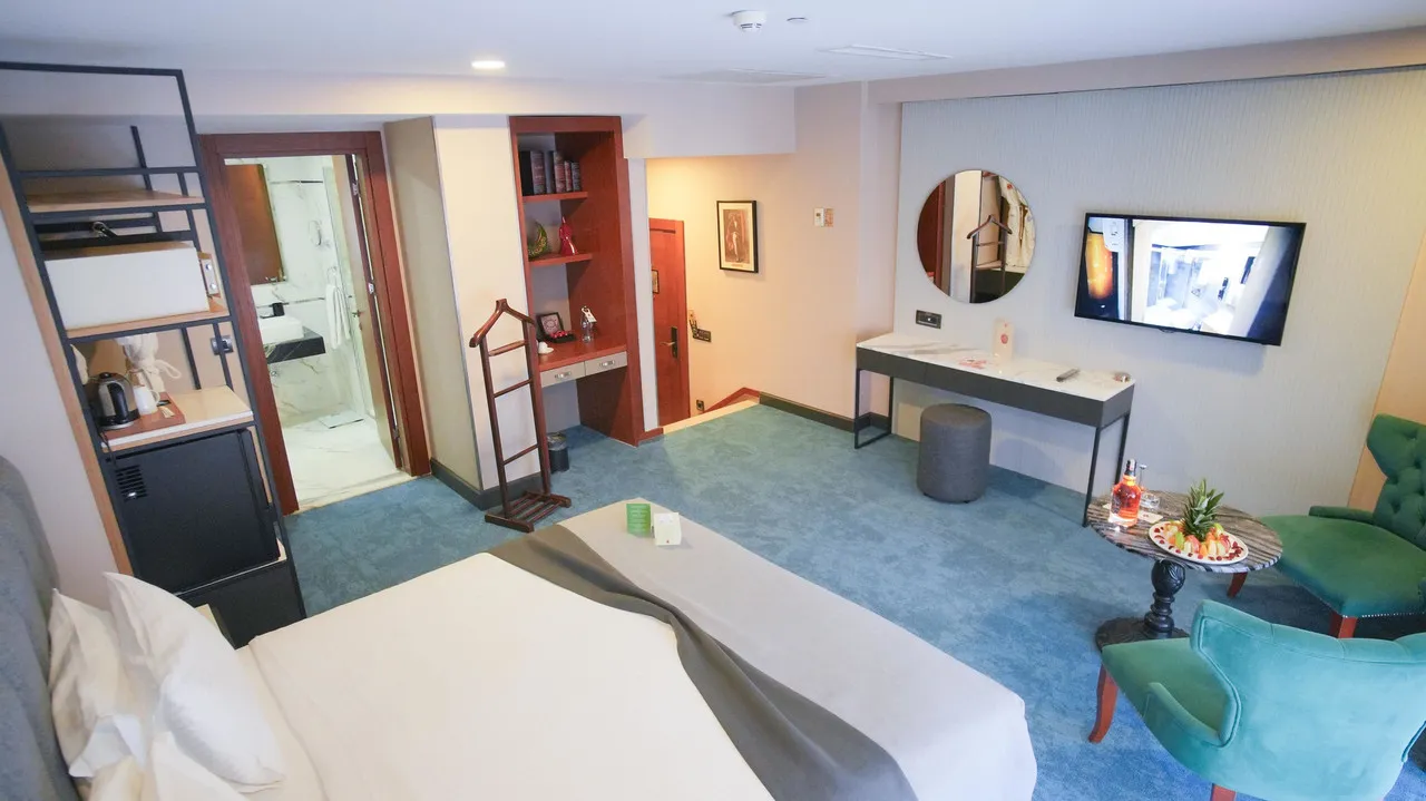 Dosso Dossi Hotels Old City — rooms and atmosphere