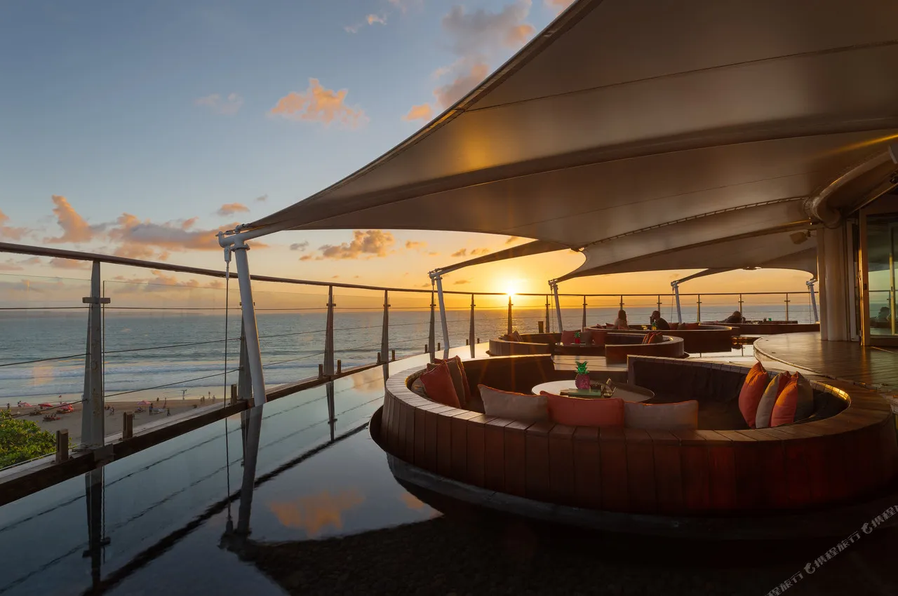 Double-Six Luxury Hotel Seminyak — ภาพห้องพักและบรรยากาศ