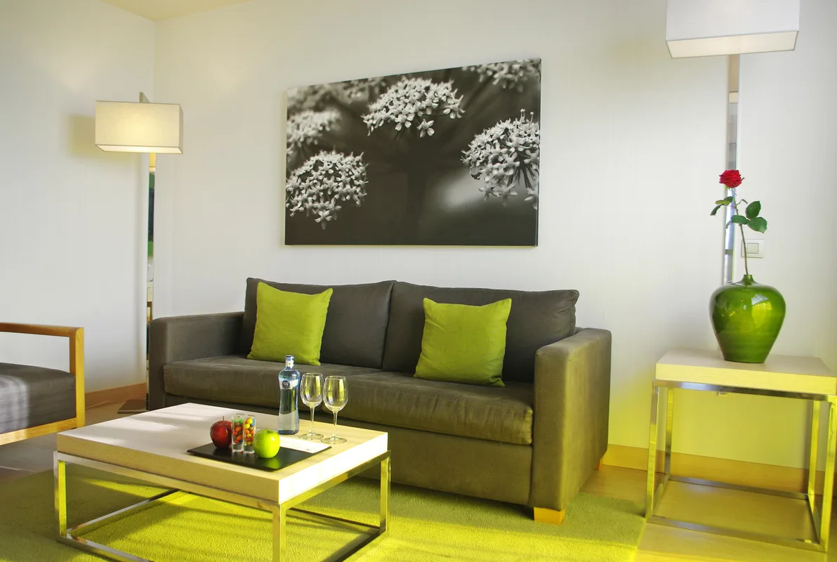DoubleTree by Hilton Girona — ภาพห้องพักและบรรยากาศ
