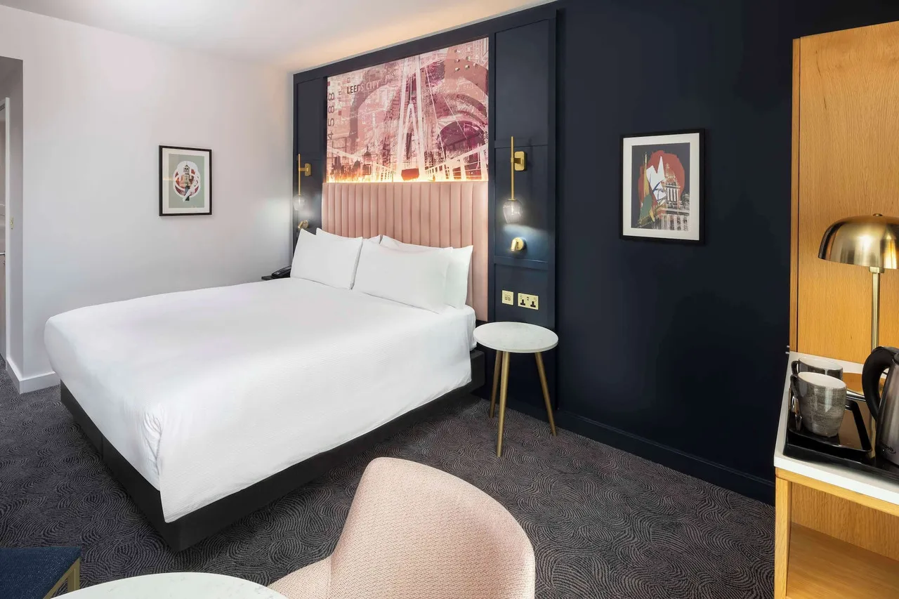 DoubleTree by Hilton Leeds — ภาพห้องพักและบรรยากาศ