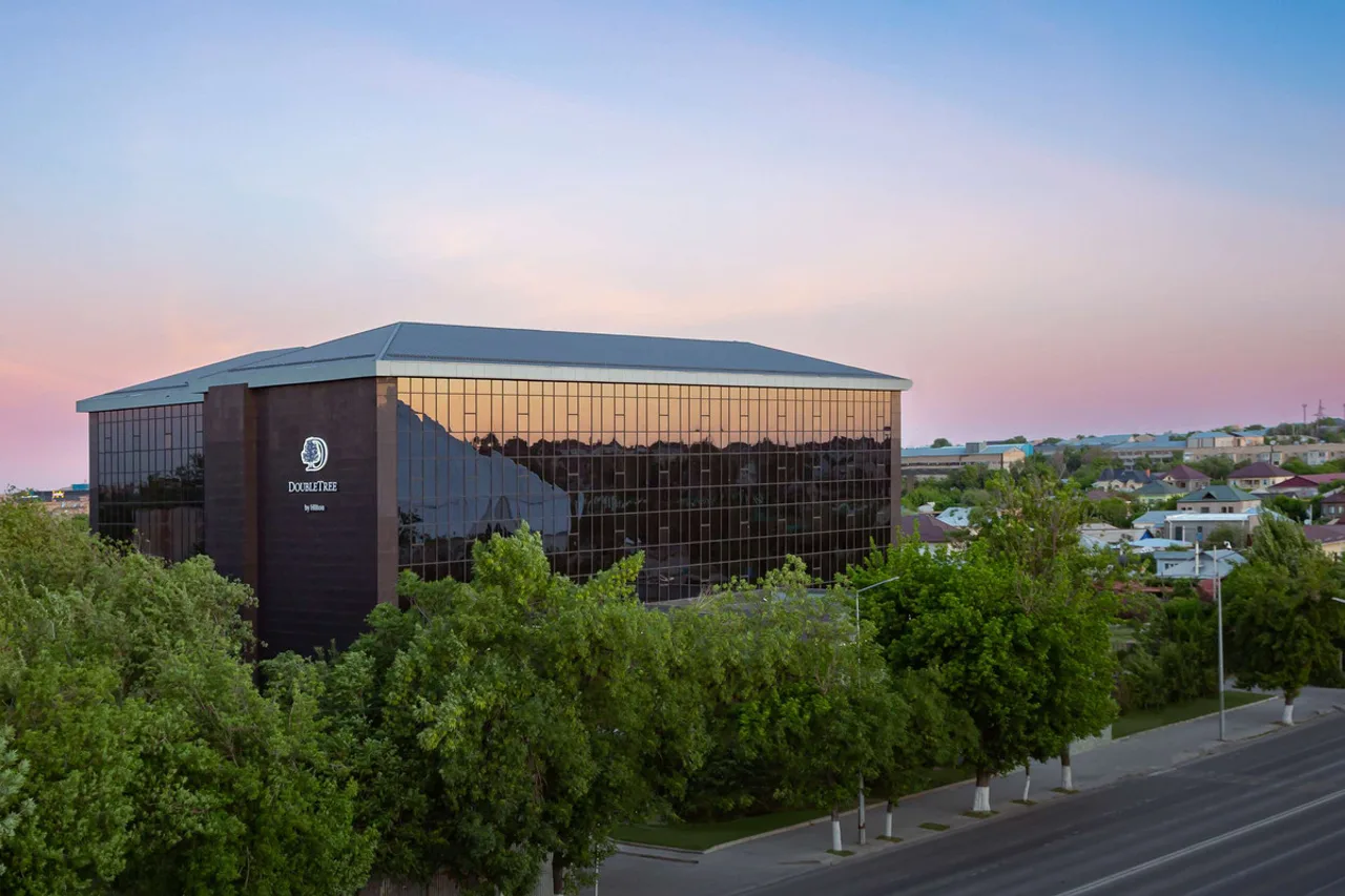 DoubleTree by Hilton Shymkent — ชิมเคนต์