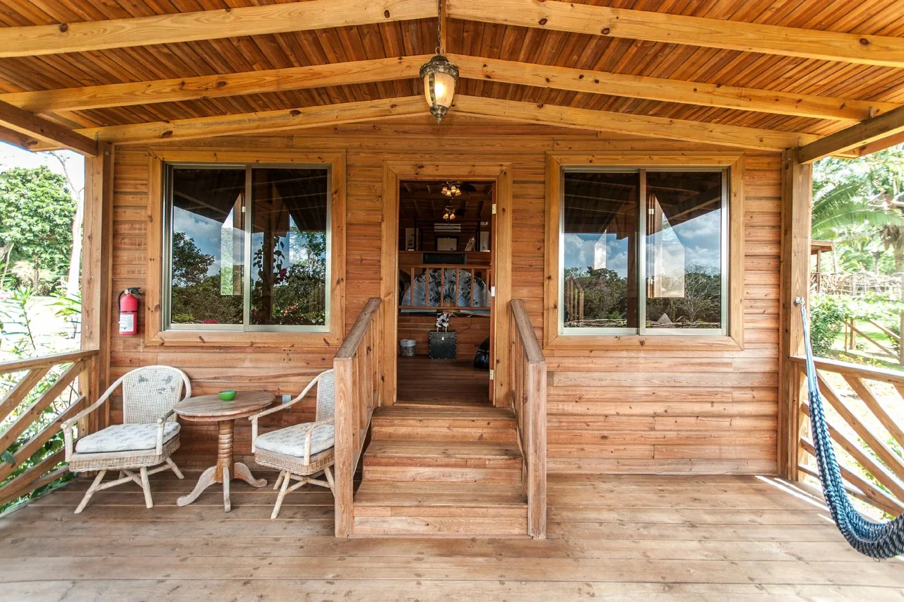 Dream Valley Belize — rooms and atmosphere