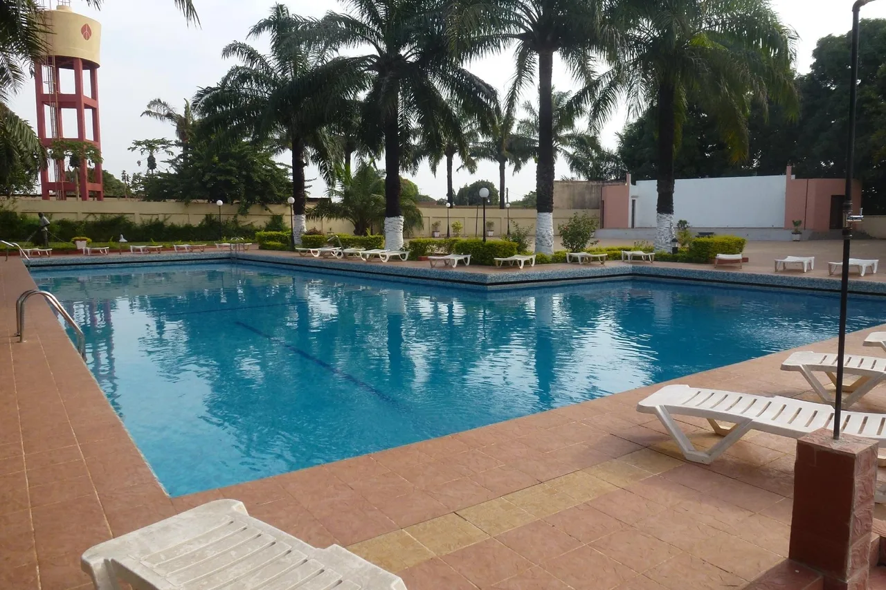 Dunia Hotel Bissau — rooms and atmosphere