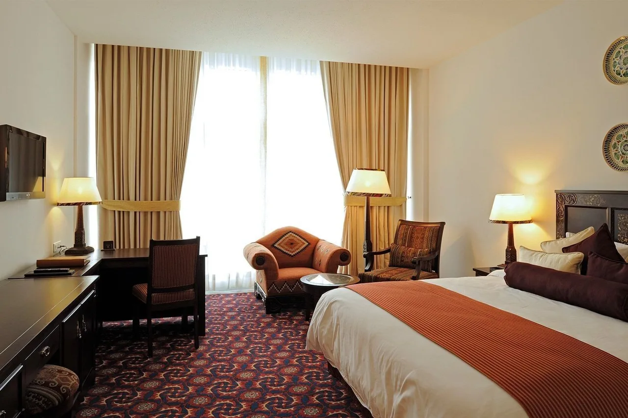 Dushanbe Serena Hotel — rooms and atmosphere