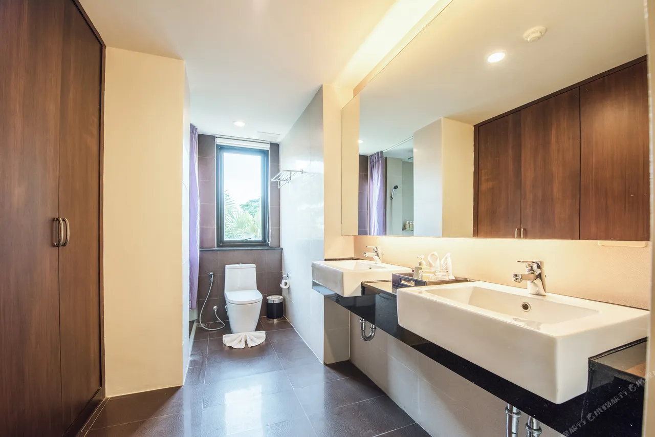 Dvari Diva Kiang Had Beach Hua Hin — rooms and atmosphere
