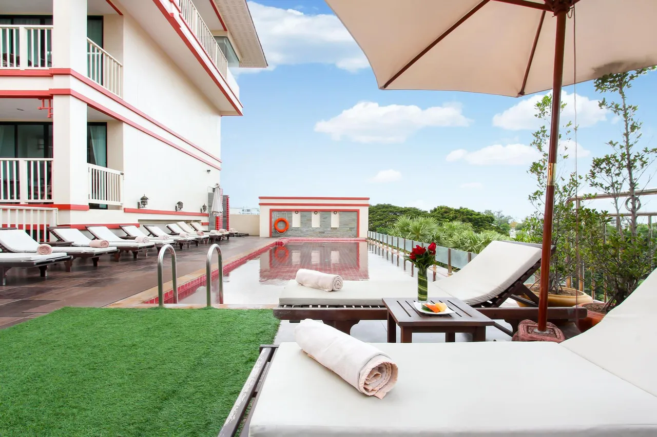 Dvari Diva Kiang Had Beach Hua Hin — rooms and atmosphere