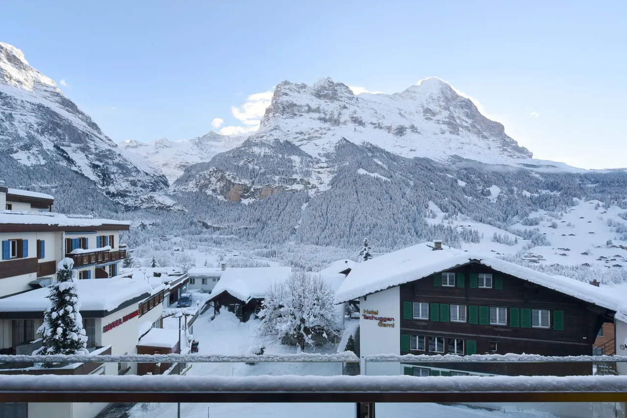 Eiger Selfness Hotel — ภาพห้องพักและบรรยากาศ