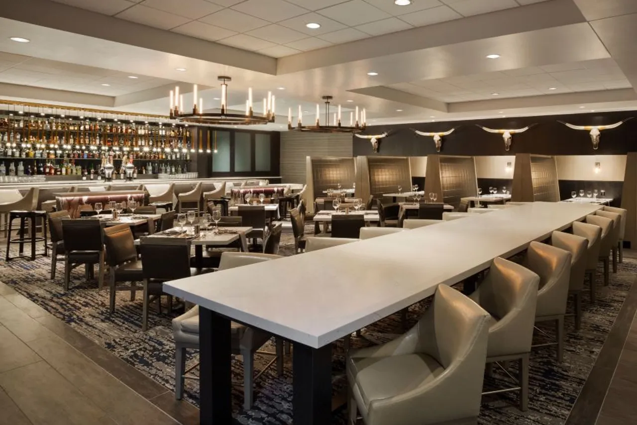 Embassy Suites by Hilton Grapevine DFW Airport North — rooms and atmosphere