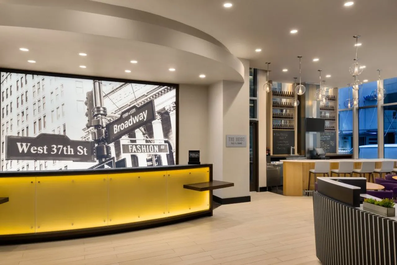 Embassy Suites by Hilton New York Manhattan Times Square — rooms and atmosphere
