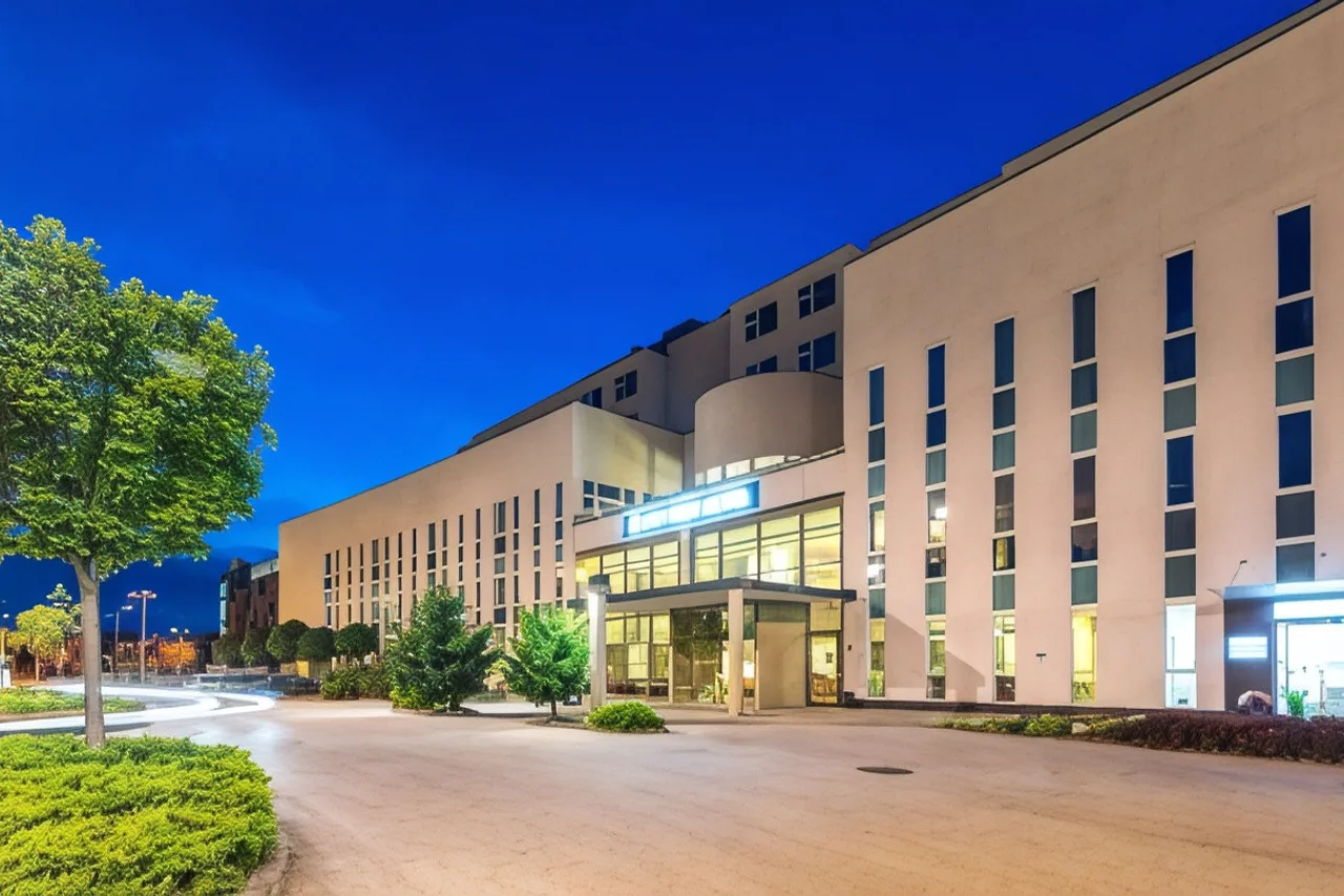 ETO Park Hotel Business & Stadium — เจอร์