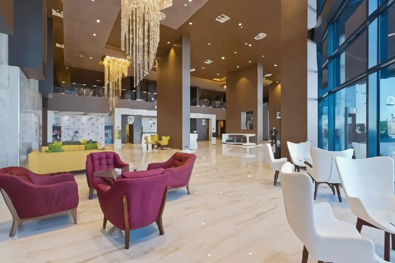 Euphoria Batumi Convention & Casino Hotel — rooms and atmosphere