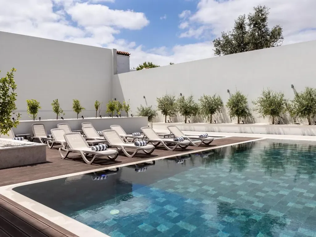Evora O Cante Hotel — เอโวรา