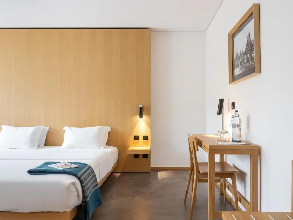 Evora Olive Hotel — เอโวรา
