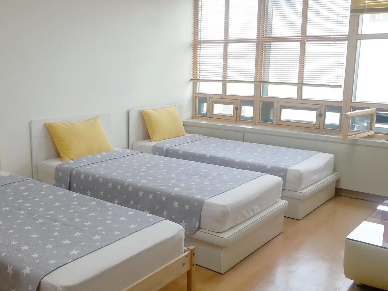 Ewha Hostel — rooms and atmosphere