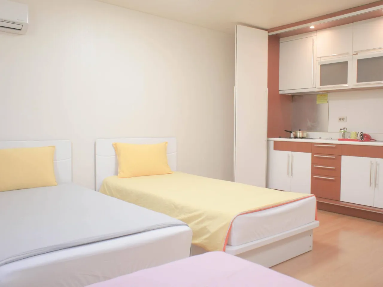 Ewha Hostel — rooms and atmosphere