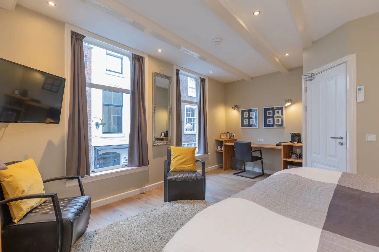 ExLibris Boutique Hotel — ภาพห้องพักและบรรยากาศ
