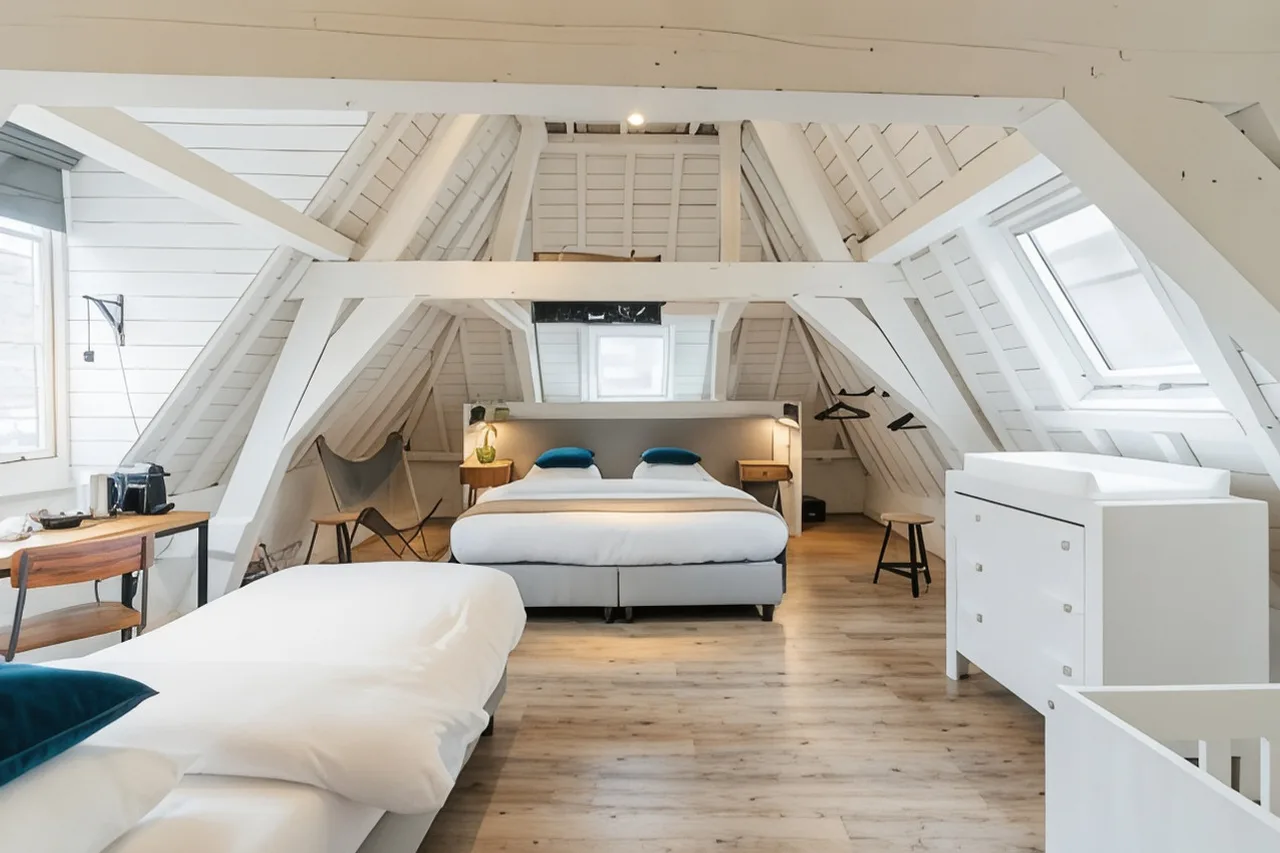 Eye Hotel — ภาพห้องพักและบรรยากาศ