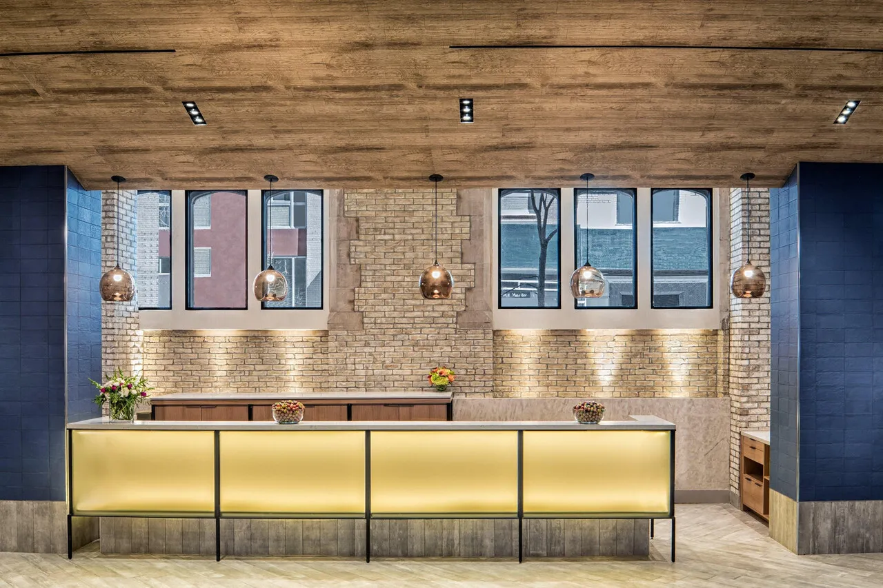 Fairfield Inn & Suites Marriott Manhattan/Times Square South — rooms and atmosphere