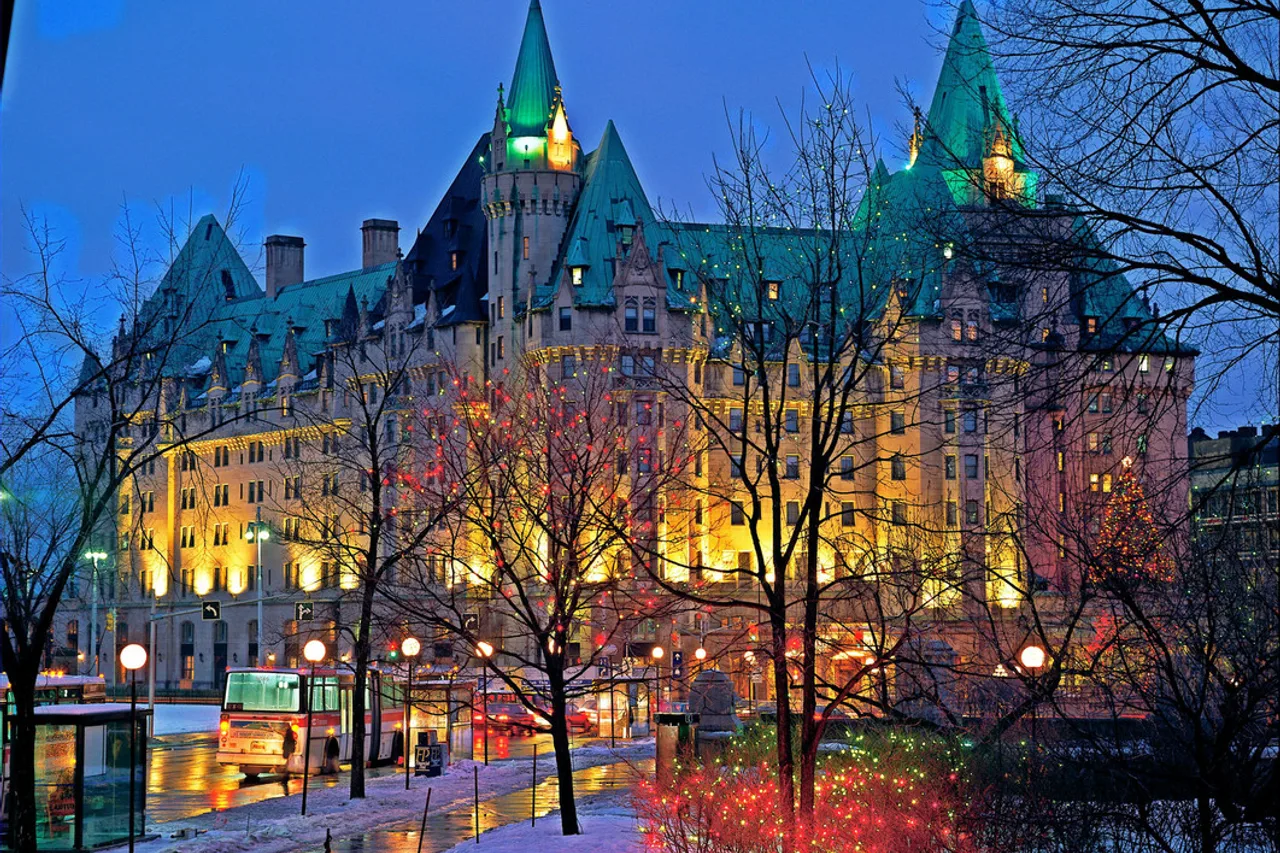 Fairmont Chateau Laurier — ภาพห้องพักและบรรยากาศ