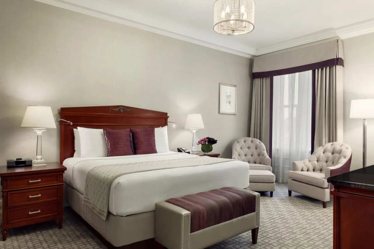 Fairmont Copley Plaza — rooms and atmosphere