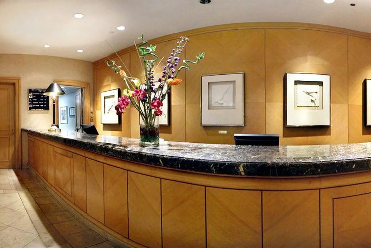 Fairmont Waterfront — rooms and atmosphere