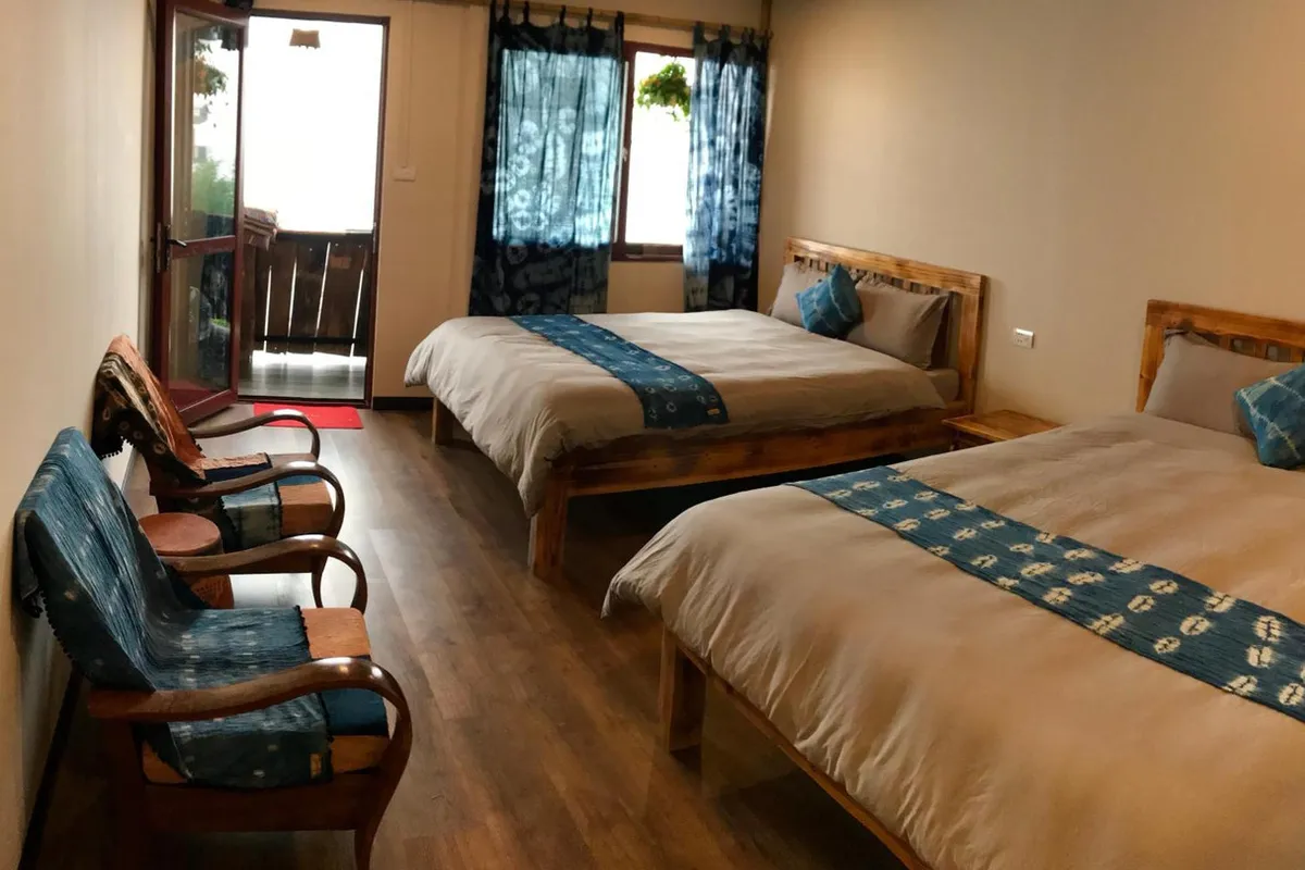 Fansipan Terrace Cafe and Homestay — rooms and atmosphere