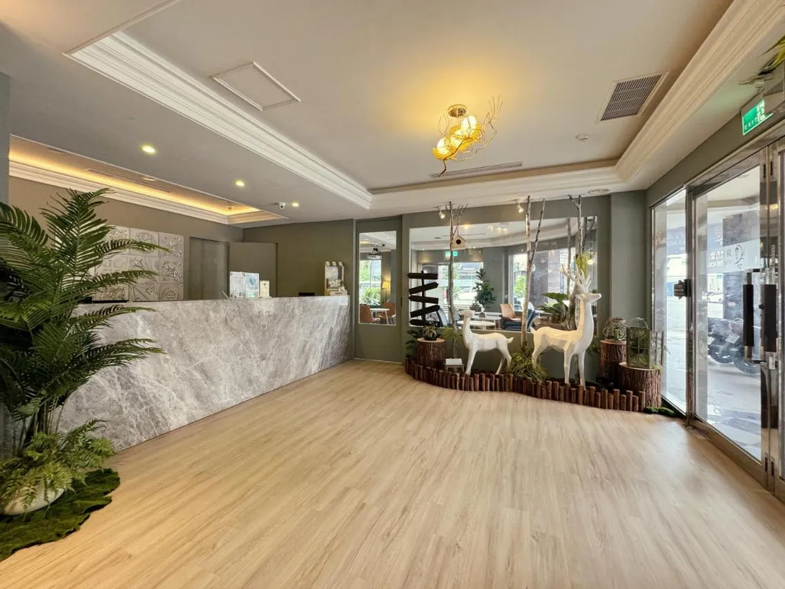 Finders Hotel Hualien Station — rooms and atmosphere