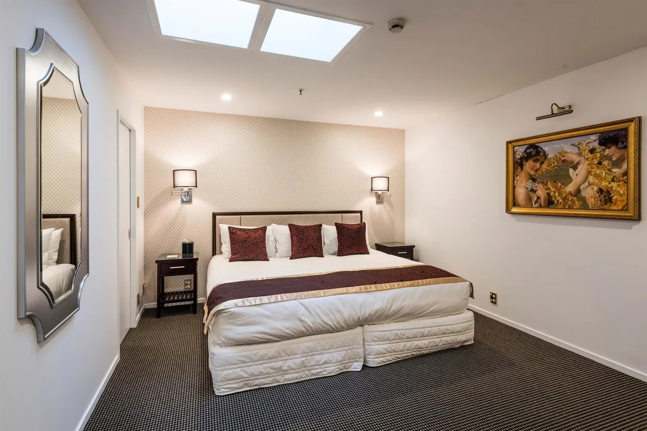 Fino Hotel & Suites — ภาพห้องพักและบรรยากาศ