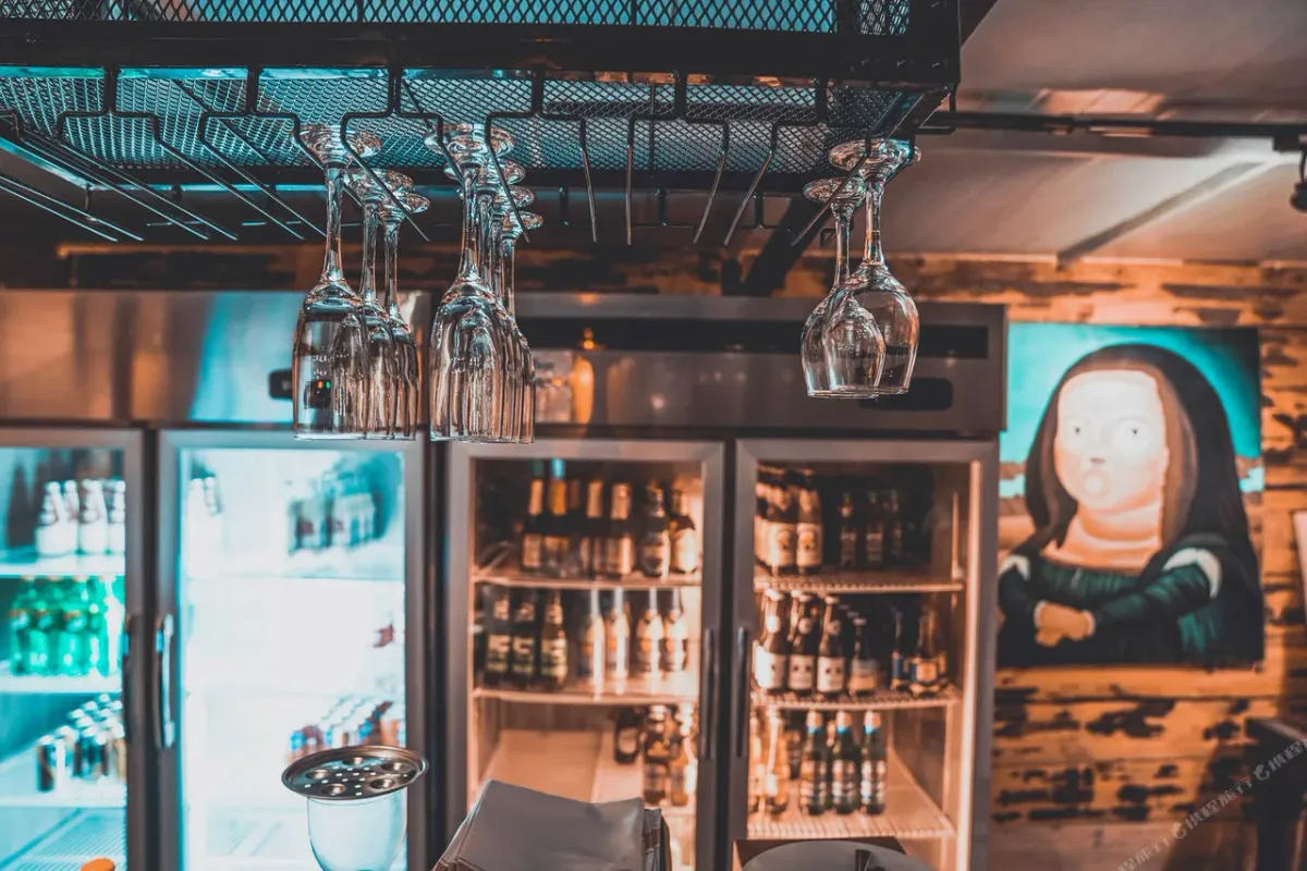 Flipflop Hostel Chengdu — rooms and atmosphere