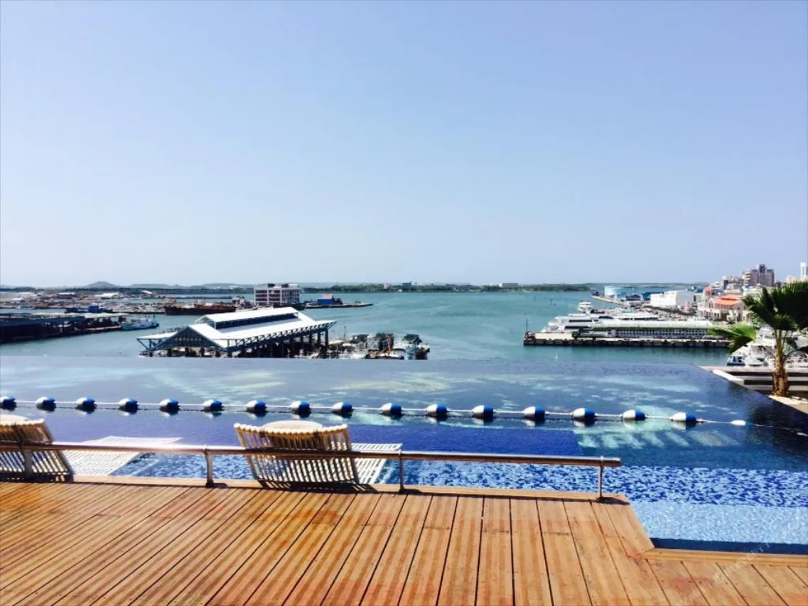 Four Points by Sheraton Penghu — rooms and atmosphere