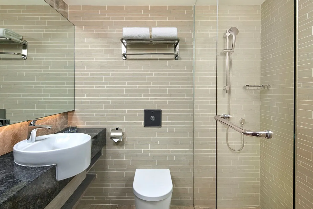 Four Points by Sheraton Singapore, Riverview — rooms and atmosphere