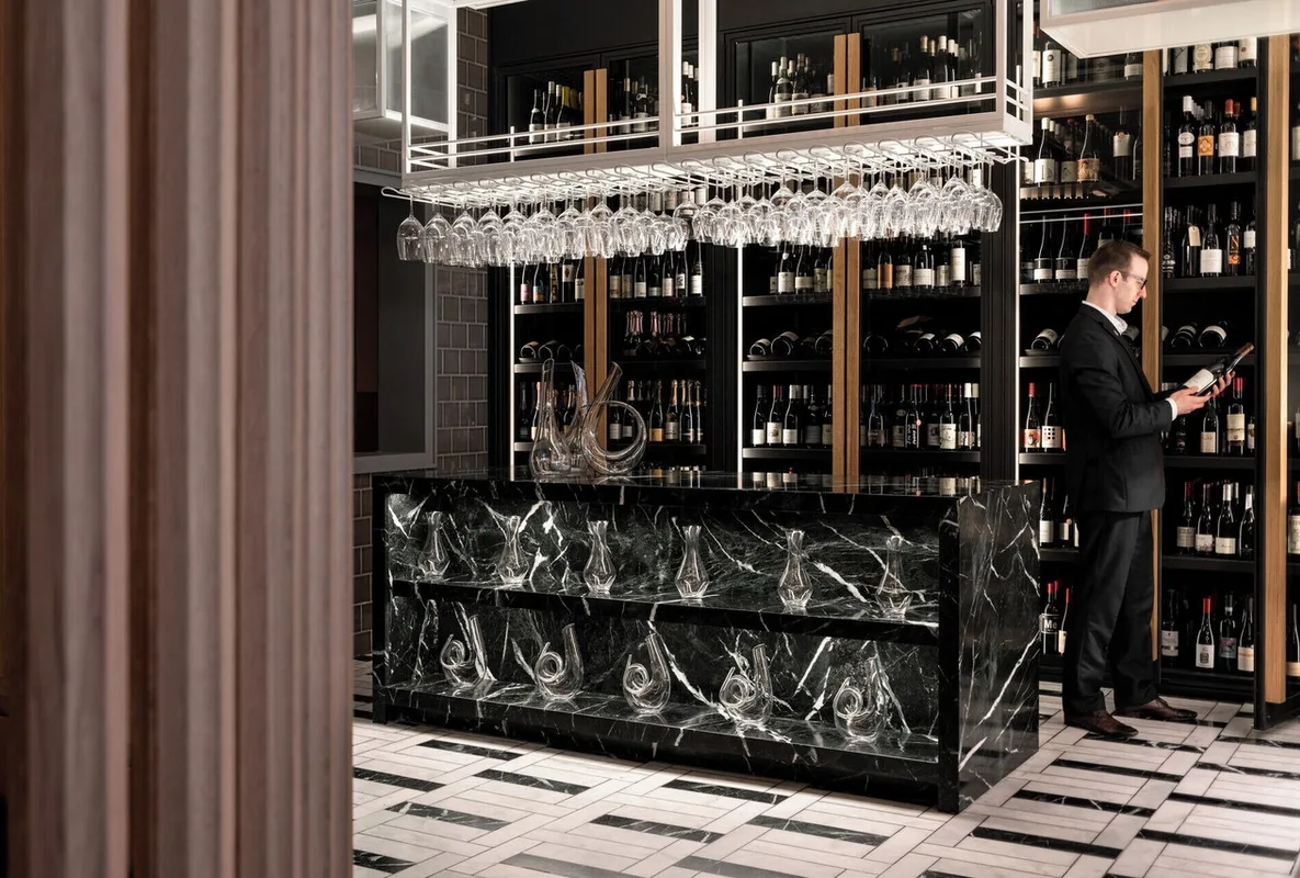 Four Seasons Hotel Montreal — ภาพห้องพักและบรรยากาศ