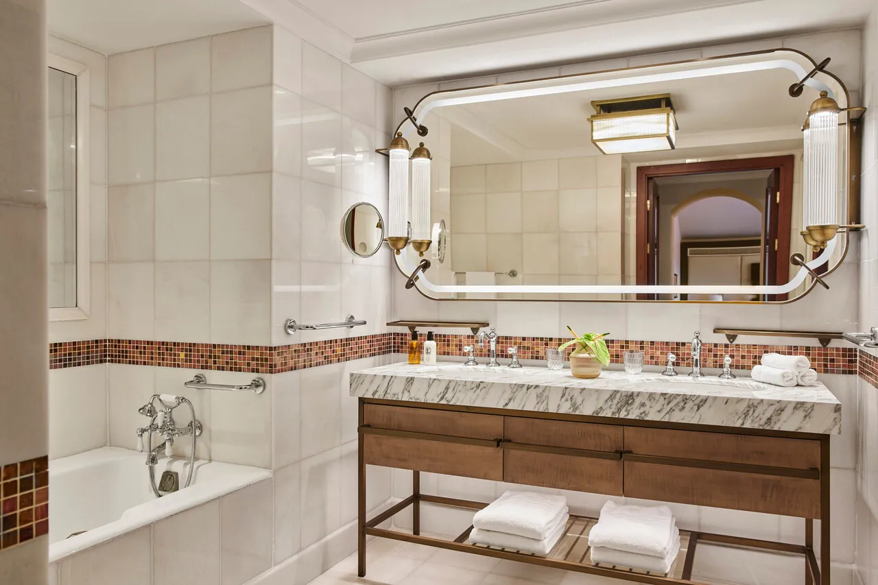 Four Seasons Hotel Istanbul at Sultanahmet — ภาพห้องพักและบรรยากาศ