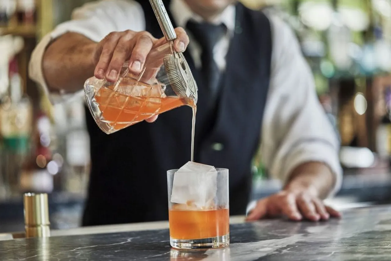Four Seasons Hotel Las Vegas — rooms and atmosphere
