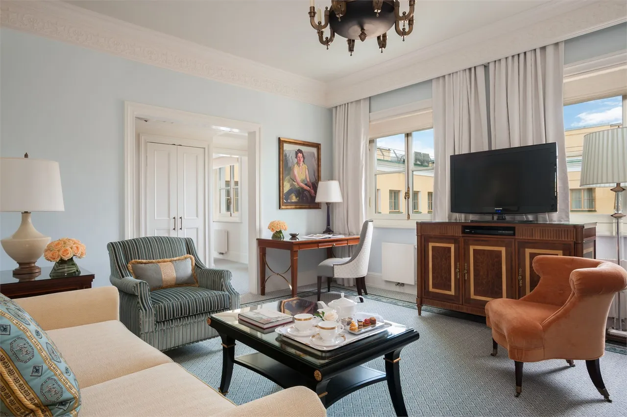 Four Seasons Hotel Lion Palace St. Petersburg — ภาพห้องพักและบรรยากาศ