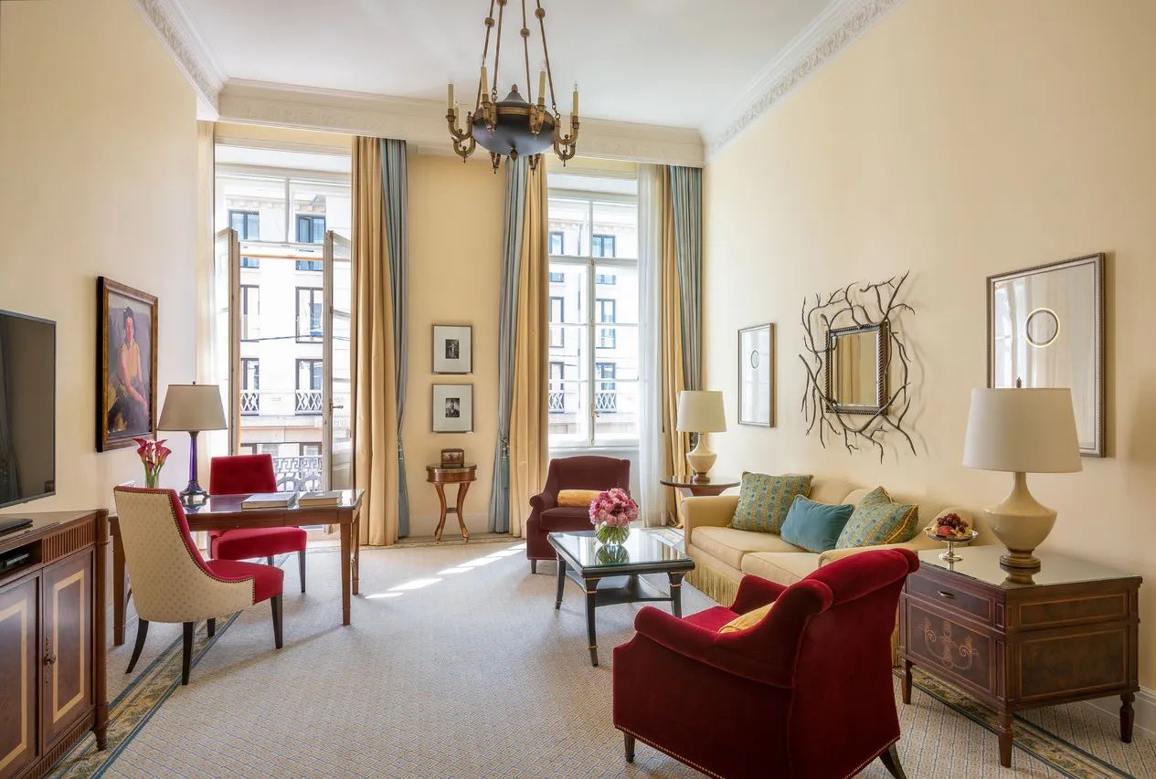 Four Seasons Hotel Lion Palace St. Petersburg — ภาพห้องพักและบรรยากาศ