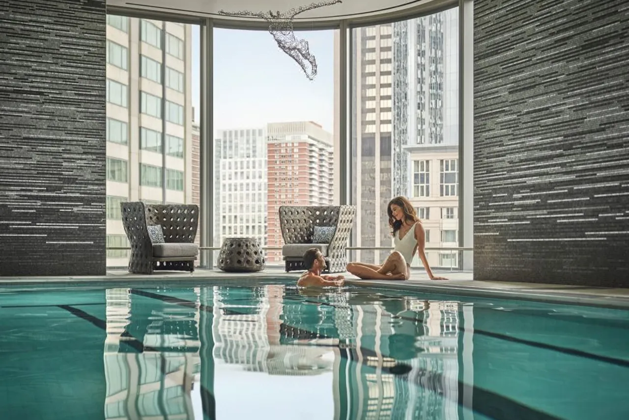 Four Seasons Hotel One Dalton Street, Boston — rooms and atmosphere