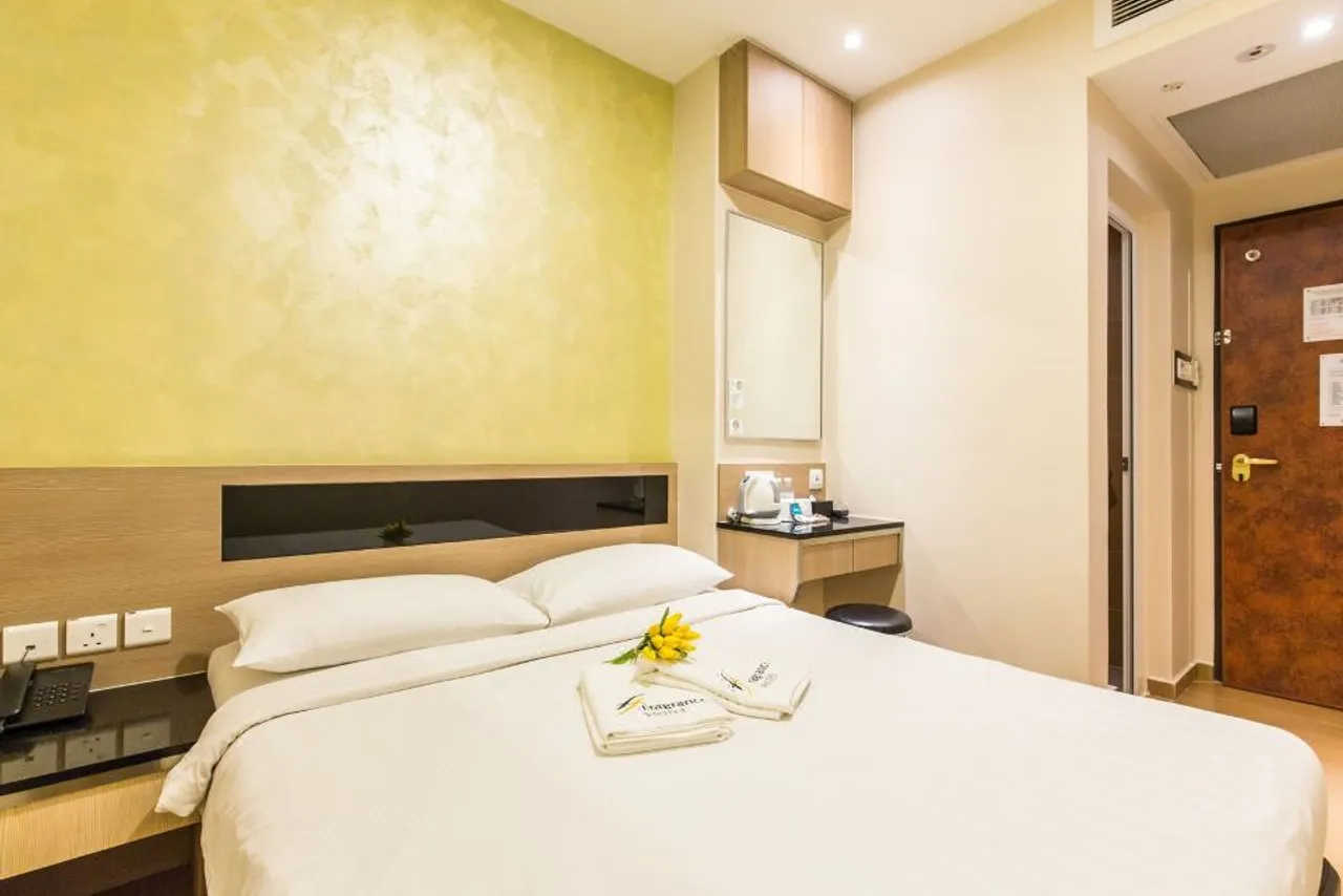 Fragrance Hotel - Ocean View — rooms and atmosphere