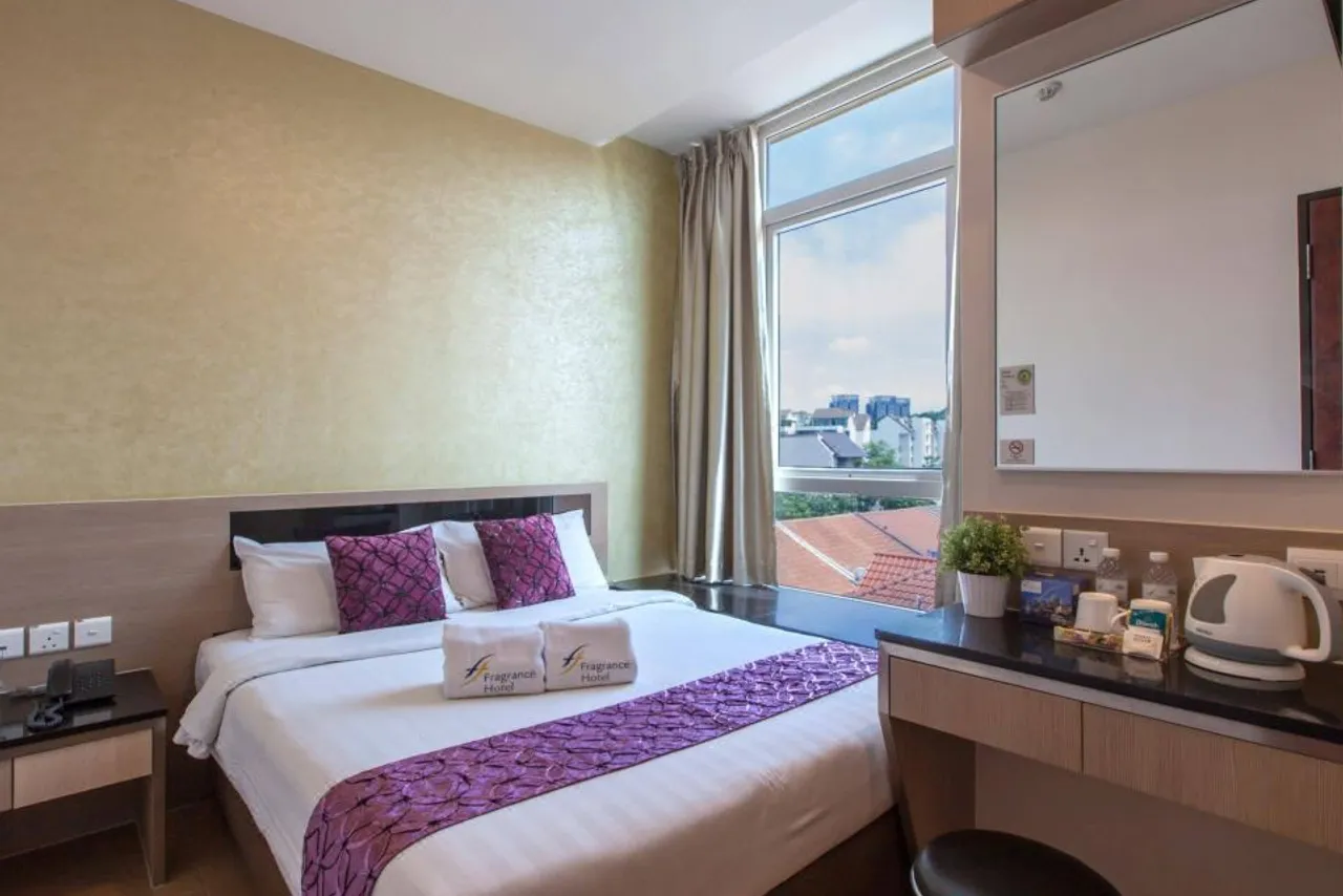 Fragrance Hotel - Ocean View — rooms and atmosphere