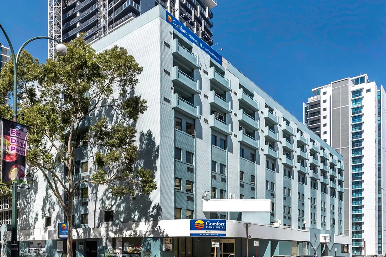 Fraser Suites Perth — rooms and atmosphere