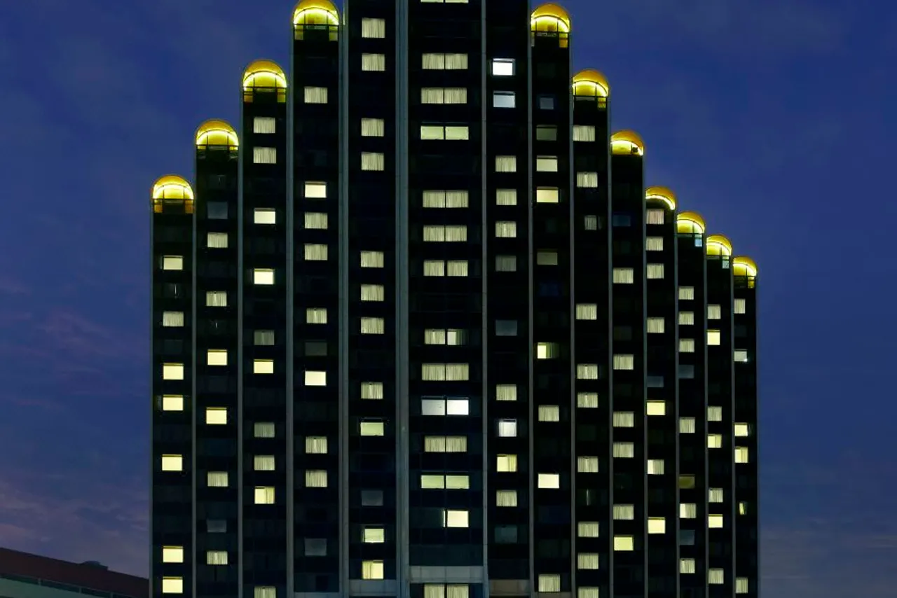 Furama City Centre — rooms and atmosphere