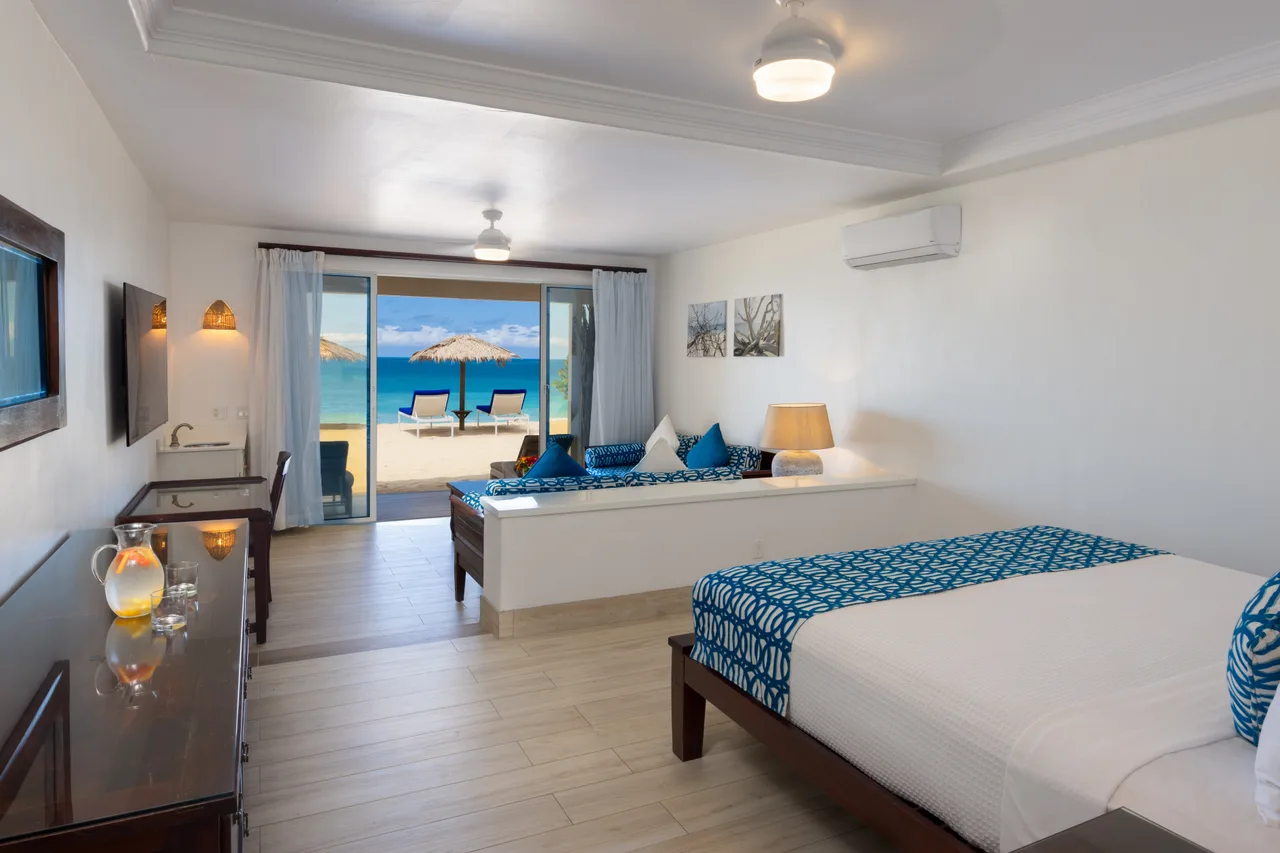 Galley Bay Resort & Spa — rooms and atmosphere