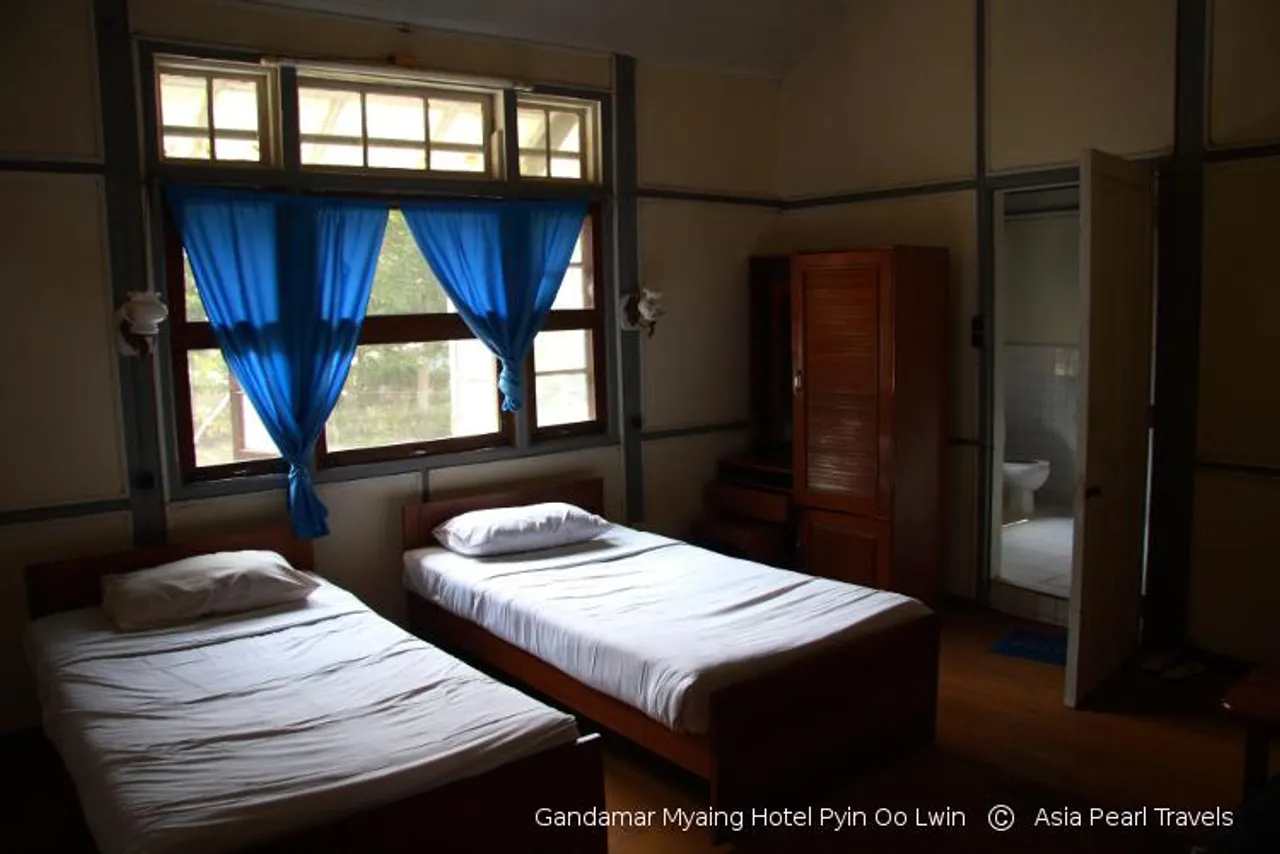 Gandamar Myaing Hotel — rooms and atmosphere