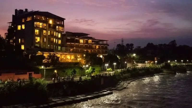 GANGA KINARE- A Riverside Boutique Resort — ริชิเกศ