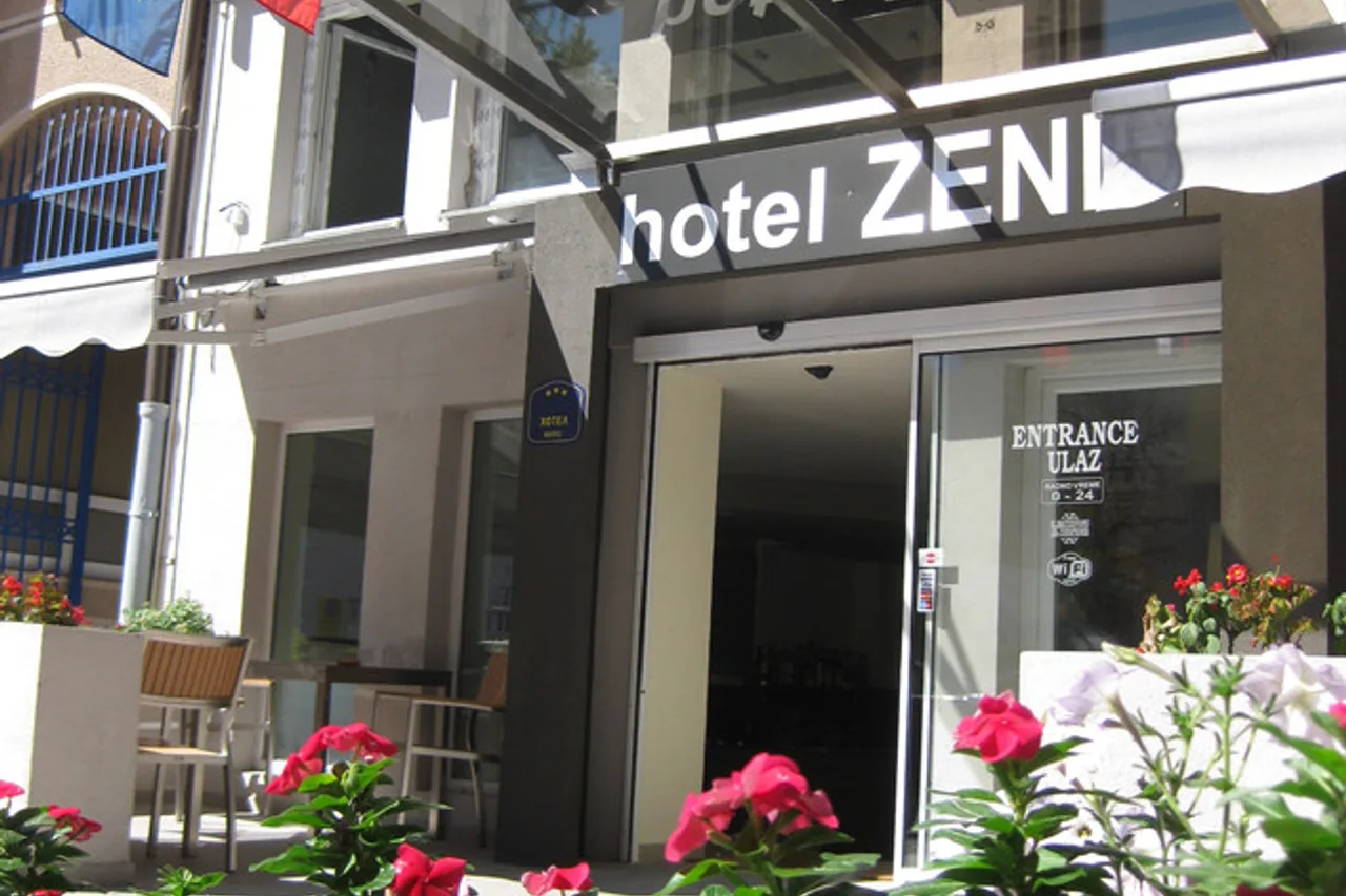 Garni Hotel Zenit — โนวีซาด