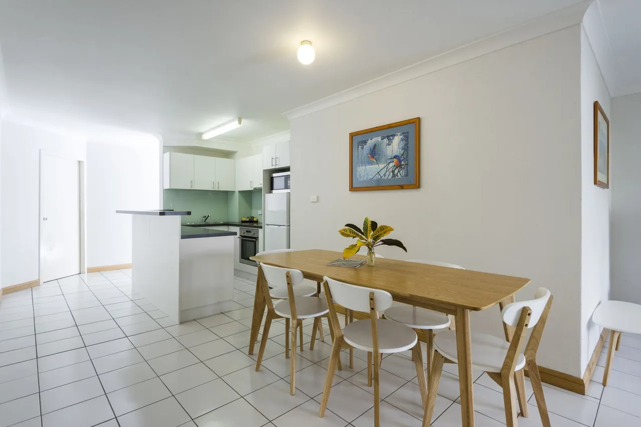 Garrick House Port Douglas — rooms and atmosphere