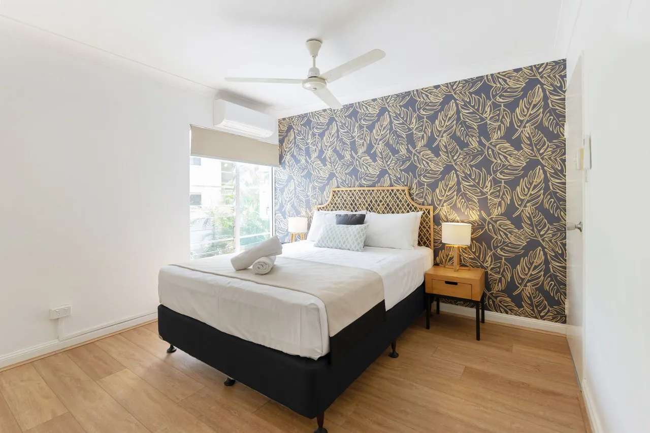 Garrick House Port Douglas — rooms and atmosphere
