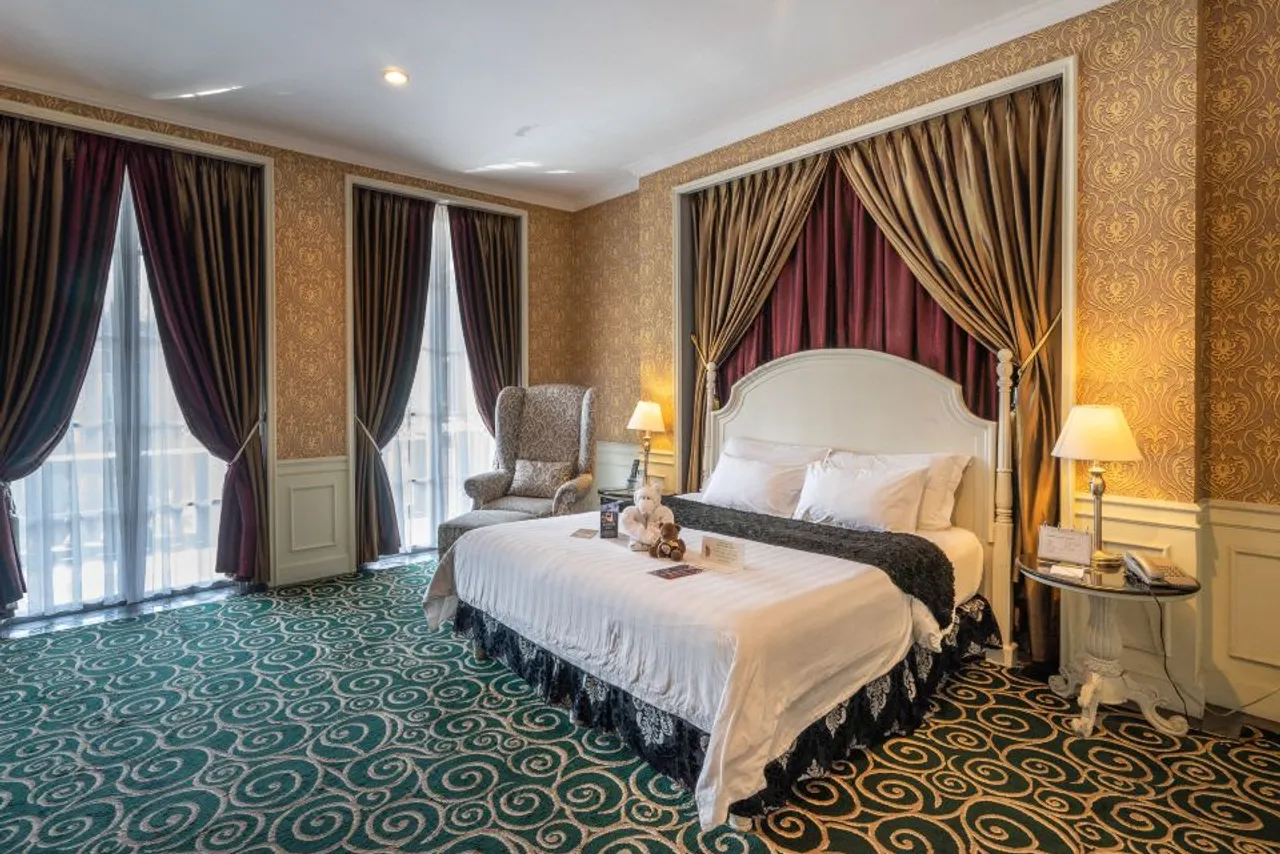 GH Universal Hotel Bandung — rooms and atmosphere